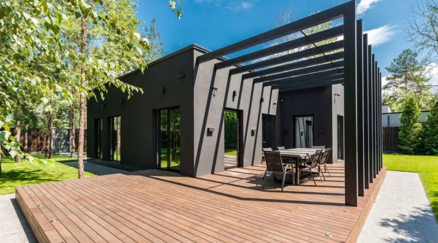 decking-and-pergola-builder